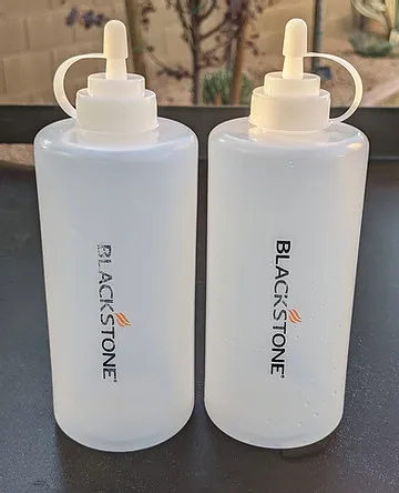 Squeeze bottles for oil and water on the Blackstone griddle