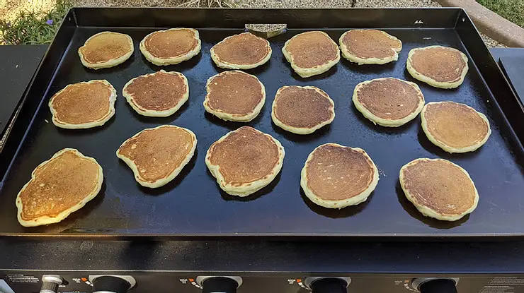 How to Make Pancakes on the Grill