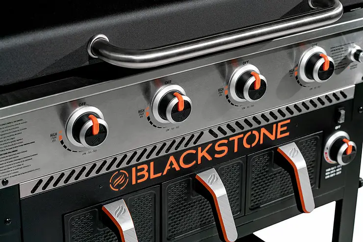 Blackstone 4-Burner 36” Griddle With Air Fryer And Hood